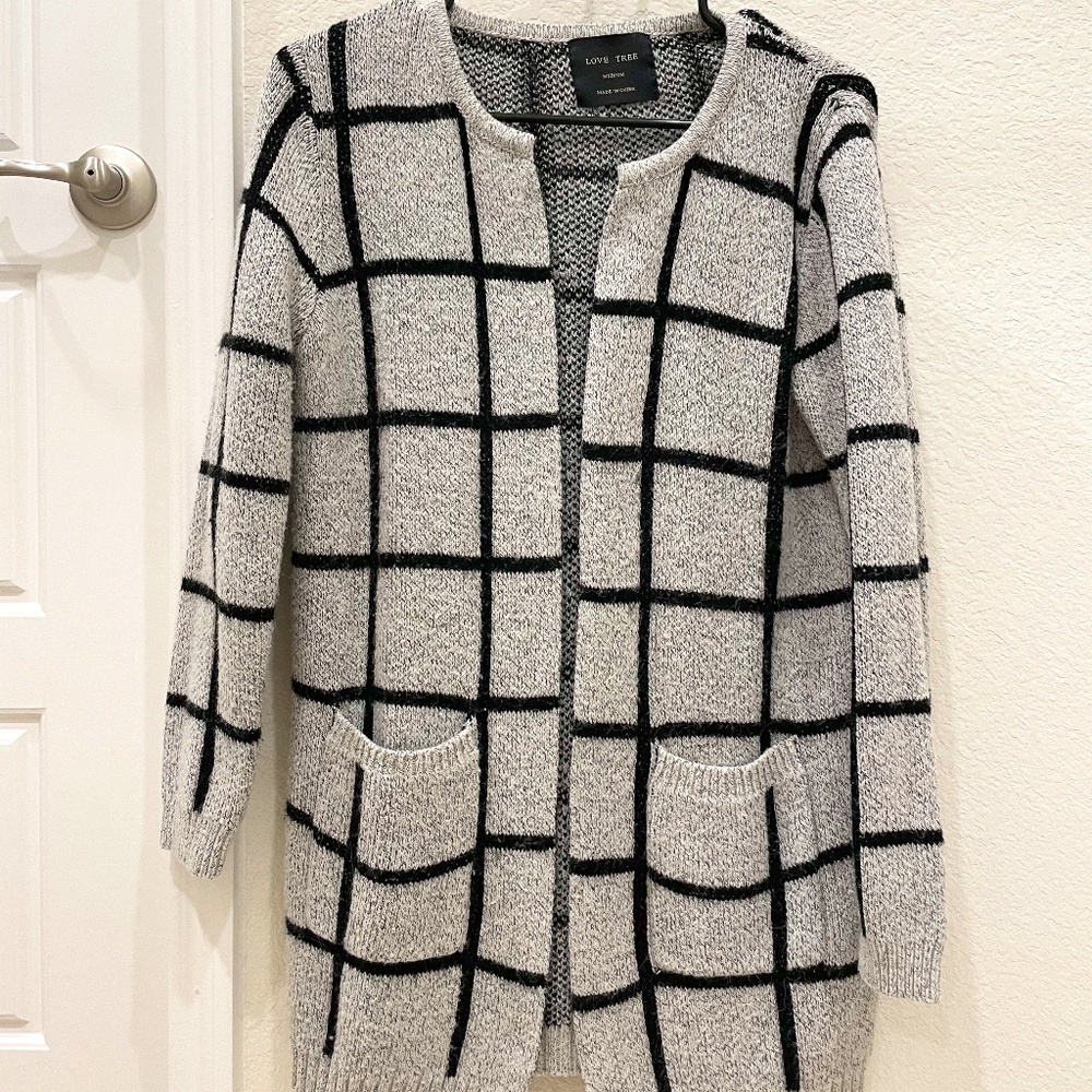 Minimalist chunky cardigan M
